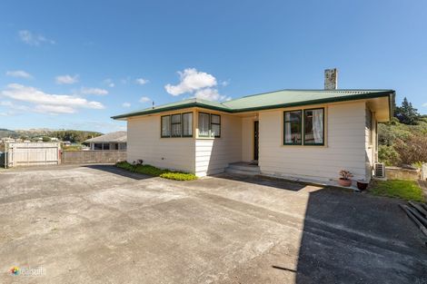 Photo of property in 63 Waihemo Street, Waitangirua, Porirua, 5024