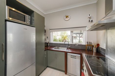 Photo of property in 16 Aorangi Street, Feilding, 4702