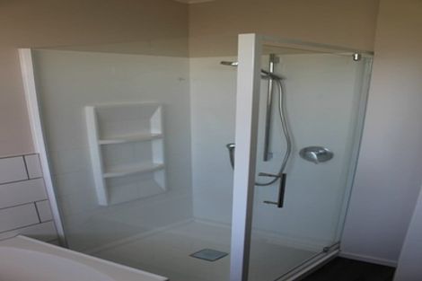 Photo of property in 4 Gerrand Place, Chedworth, Hamilton, 3210