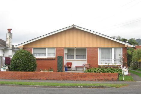 Photo of property in 9 Green Street, Epuni, Lower Hutt, 5011