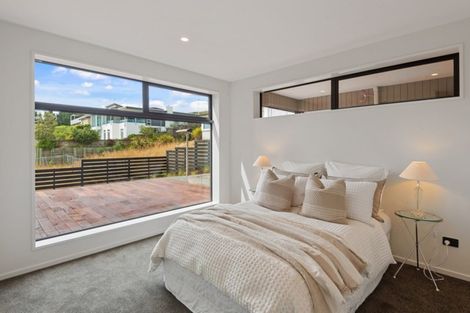 Photo of property in 2 Bluewater View, Mount Pleasant, Christchurch, 8081