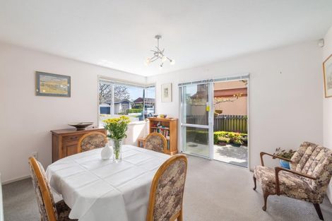 Photo of property in 2/9 Halliwell Avenue, Papanui, Christchurch, 8052