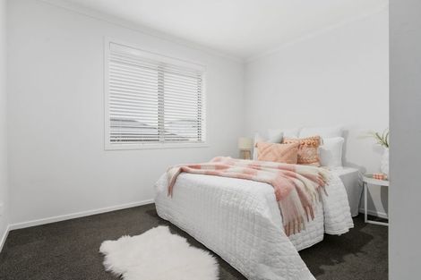 Photo of property in 14 Faber Place, Rototuna North, Hamilton, 3210