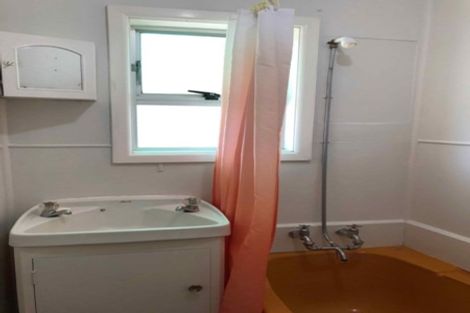 Photo of property in 155 School Road, Clive, 4102