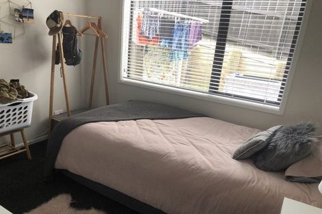 Photo of property in 28 Wautaiti Drive, Riverhead, 0820