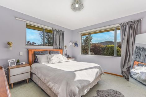 Photo of property in 2 Harcourt Place, Wakefield, 7025