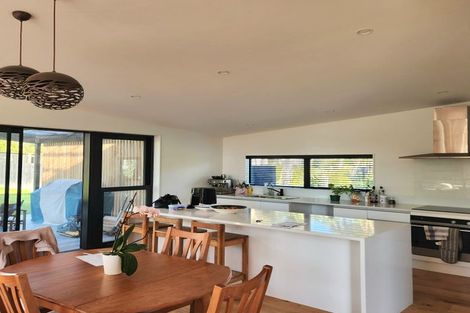 Photo of property in 23a Oscar Road, Greenhithe, Auckland, 0632