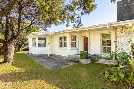 Photo of property in 55 Ngaio Road, Waikanae, 5036