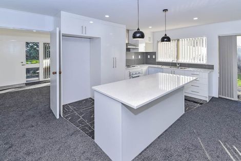 Photo of property in 29 Balgowan Terrace, Conifer Grove, Takanini, 2112