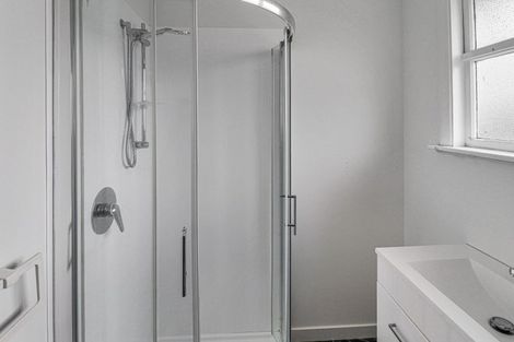 Photo of property in 5 Takatimu Way, Johnsonville, Wellington, 6037