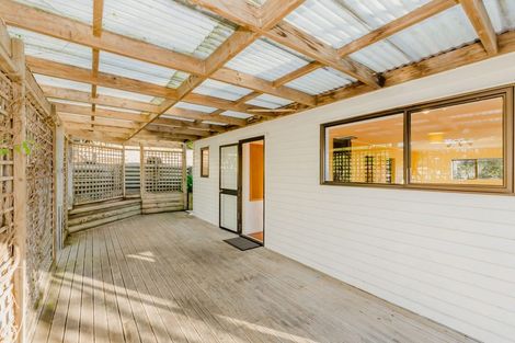 Photo of property in 38 Hicks Crescent, Waikanae Beach, Waikanae, 5036