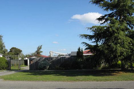 Photo of property in 1 North Terrace, Darfield, 7510