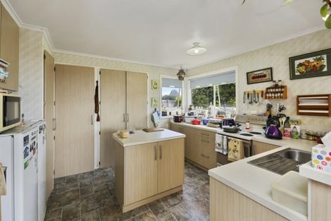 Photo of property in 6 Parris Street, Moturoa, New Plymouth, 4310