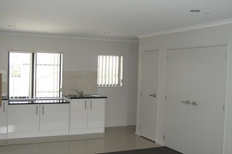 Photo of property in 6/4 Wallson Crescent, Wiri, Auckland, 2104