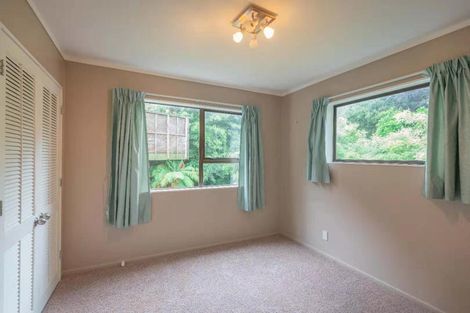 Photo of property in 10 Tio Tio Road, Miramar, Wellington, 6022