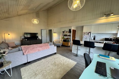 Photo of property in 60a Rata Road, Raumati Beach, Paraparaumu, 5032