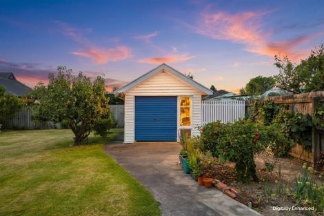 Photo of property in 230 Avonhead Road, Avonhead, Christchurch, 8042