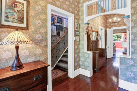 Photo of property in 23 Gibson Place, Patea, 4520