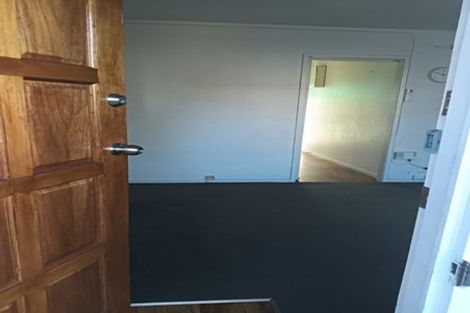 Photo of property in 2/27 Miro Street, New Lynn, Auckland, 0600