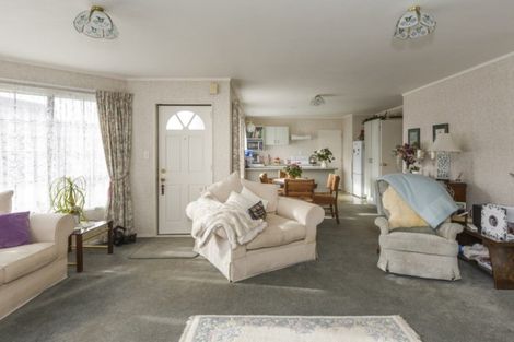 Photo of property in 8/63 North Street, Palmerston North, 4410