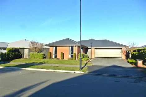Photo of property in 12 Gosling Crescent, Halswell, Christchurch, 8025