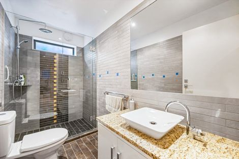 Photo of property in 127 Beach Road, Castor Bay, Auckland, 0620