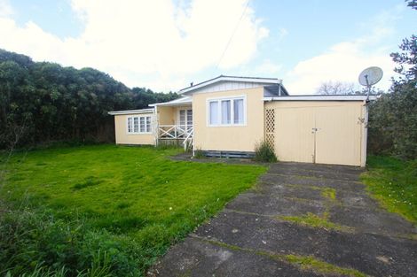 Photo of property in 62 Valley Road, Hikurangi, 0114