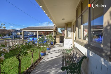 Photo of property in 8 Pretoria Avenue, Saint Clair, Dunedin, 9012