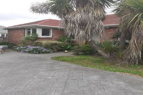 Photo of property in 11 Morrison Avenue, Northcote, Christchurch, 8052