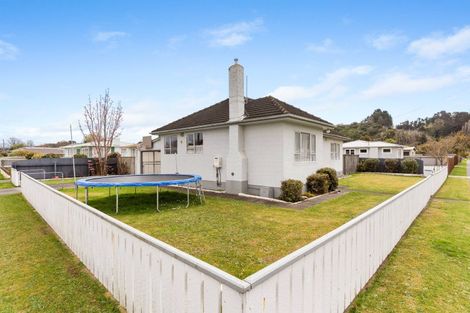 Photo of property in 27 Roberts Avenue, Aramoho, Whanganui, 4500