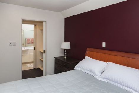 Photo of property in 1/135 Fendalton Road, Fendalton, Christchurch, 8052