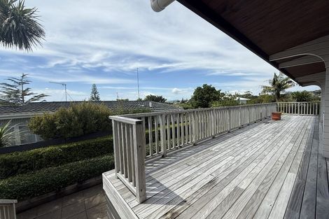 Photo of property in 2/46 Channel View Road, Campbells Bay, Auckland, 0630