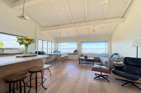 Photo of property in 11h Joan Street, Point Chevalier, Auckland, 1022