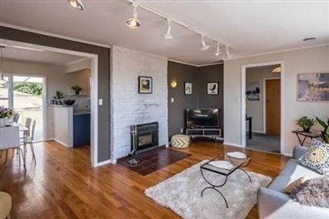 Photo of property in 12 Hillcrest Road, Raumati South, Paraparaumu, 5032