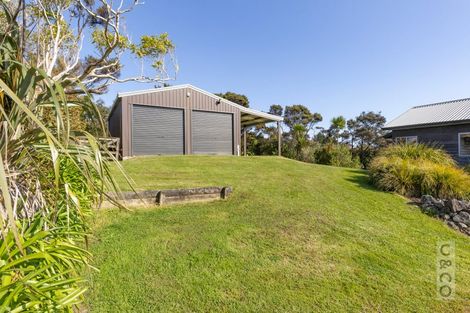 Photo of property in 457 Kiwitahi Road, Helensville, 0875