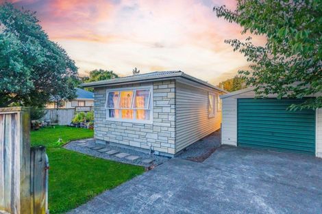 Photo of property in 142 Arawhata Road, Paraparaumu, 5032