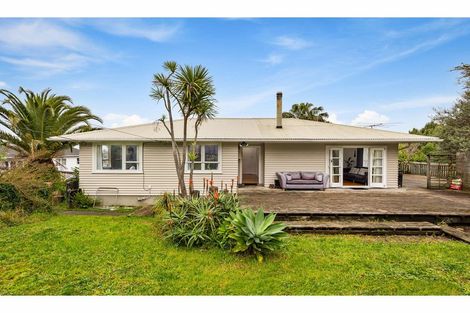 Photo of property in 77 Royal Road, Massey, Auckland, 0614