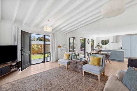 Photo of property in 22 Rata Street, Wanaka, 9305