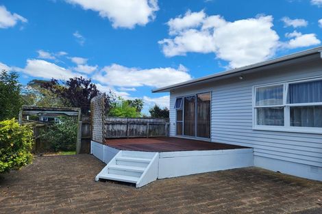 Photo of property in 8 Malvina Place, Bucklands Beach, Auckland, 2014