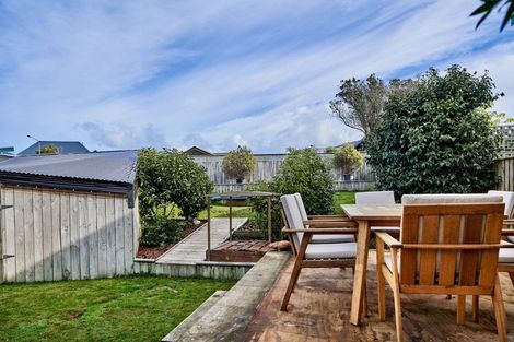 Photo of property in 74 Cypress Drive, Maungaraki, Lower Hutt, 5010