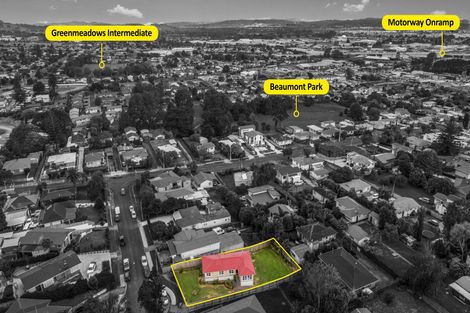 Photo of property in 10 Olive Street, Manurewa, Auckland, 2102