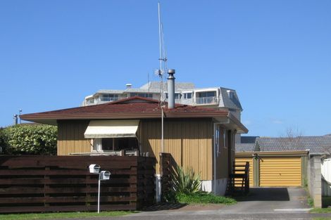 Photo of property in 10b Moorea Place, Mount Maunganui, 3116