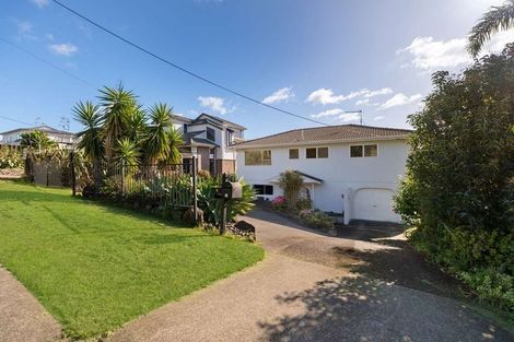Photo of property in 8 De Luen Avenue, Tindalls Beach, Whangaparaoa, 0930