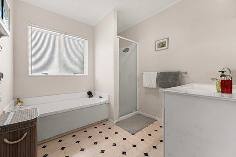 Photo of property in 92a Beach Road, Pahurehure, Papakura, 2113