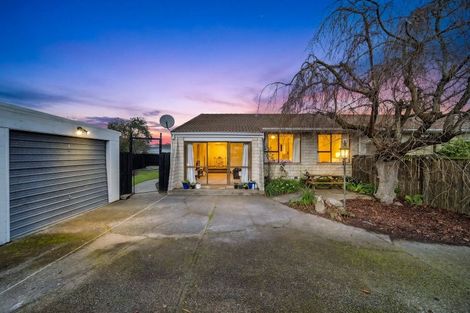 Photo of property in 2/44 Chipping Lane, Redwood, Christchurch, 8051
