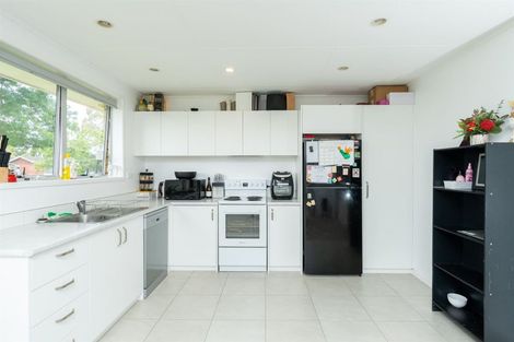 Photo of property in 2 Amethyst Place, Chartwell, Hamilton, 3210