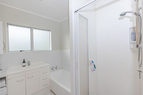 Photo of property in 12 Totara Place, Pahiatua, 4910