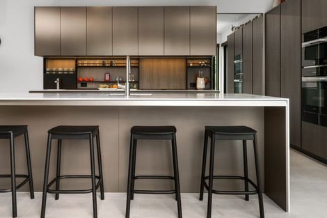 Photo of property in 25 Carlton Mill Road, Merivale, Christchurch, 8014