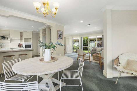 Photo of property in 15 Lilac Place, Otumoetai, Tauranga, 3110