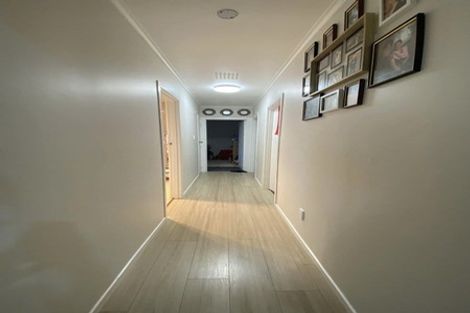 Photo of property in 1/56 Greenhaven Avenue, Opaheke, Papakura, 2113